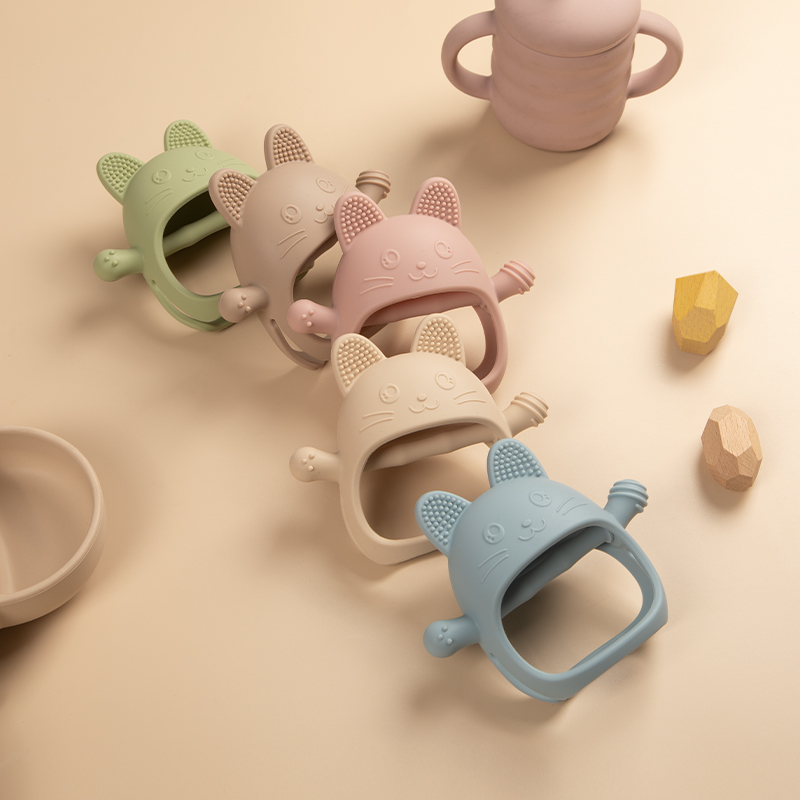 Baby Teething Toy Silicone Tee - огляд і ціна Teething Mitten Baby